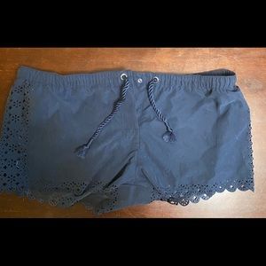 Seafolly size XL swimsuit cover up shorts